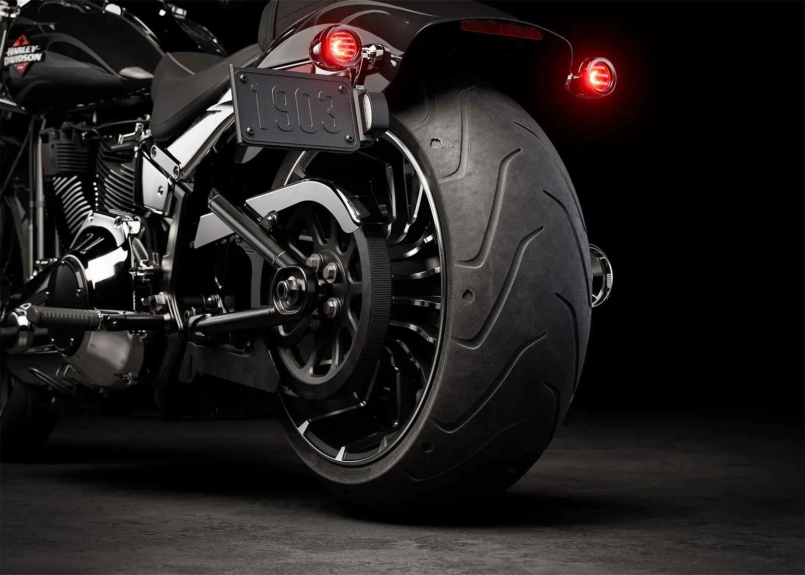 Harley-Davidson Breakout - Image 2