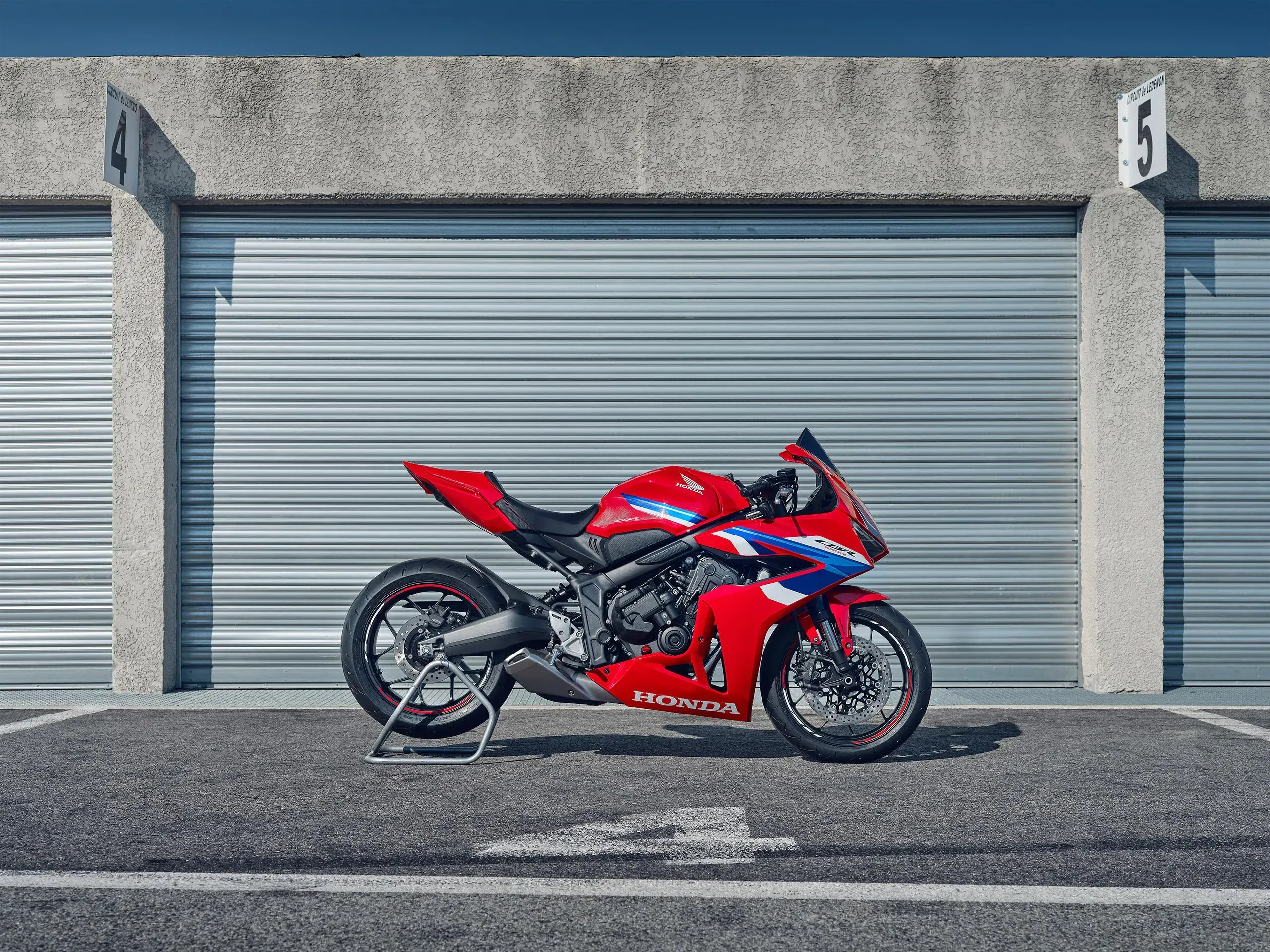 Honda CBR650R E-Clutch - Image 4