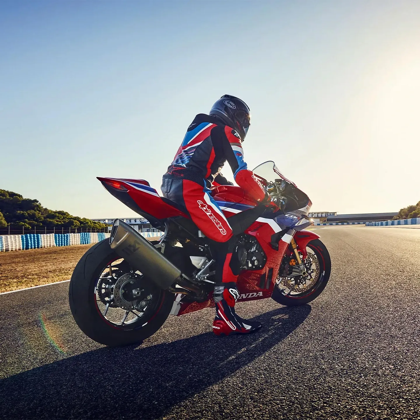 Honda CBR1000RR-R Fireblade SP - Image 3