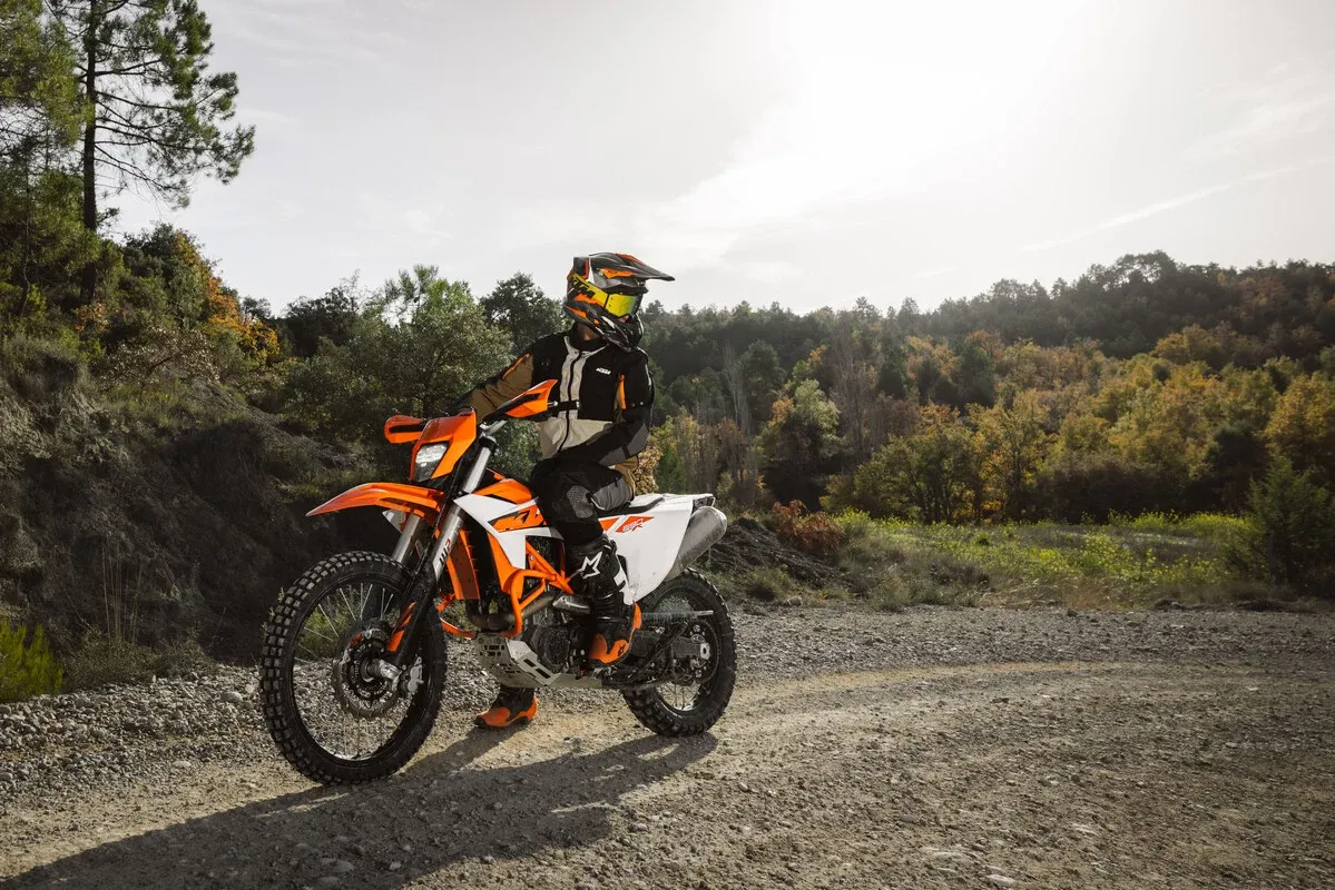 KTM 690 SMC R - Image 2