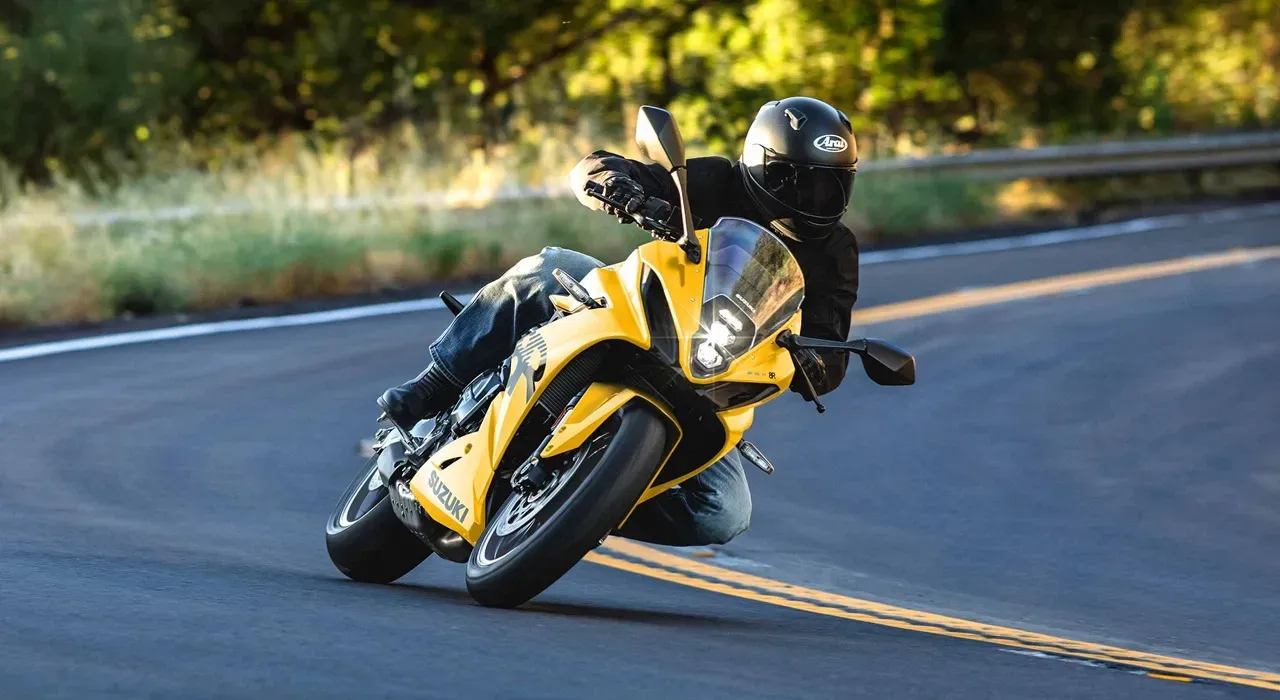 Suzuki GSX-8R - Image 4