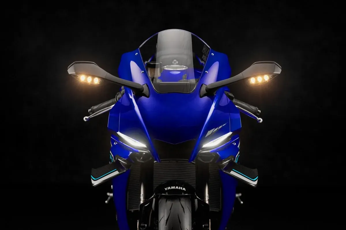 Yamaha YZF-R1 - Image 3