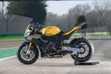 Aprilia Tuono V4 4