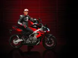 Aprilia Tuono 457 3