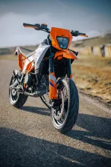KTM 390 SMC R 2