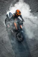KTM 790 Duke 3