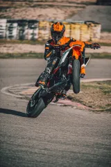KTM 390 SMC R 5