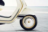 Vespa 946 Christian Dior 6