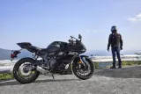 Yamaha R7 6