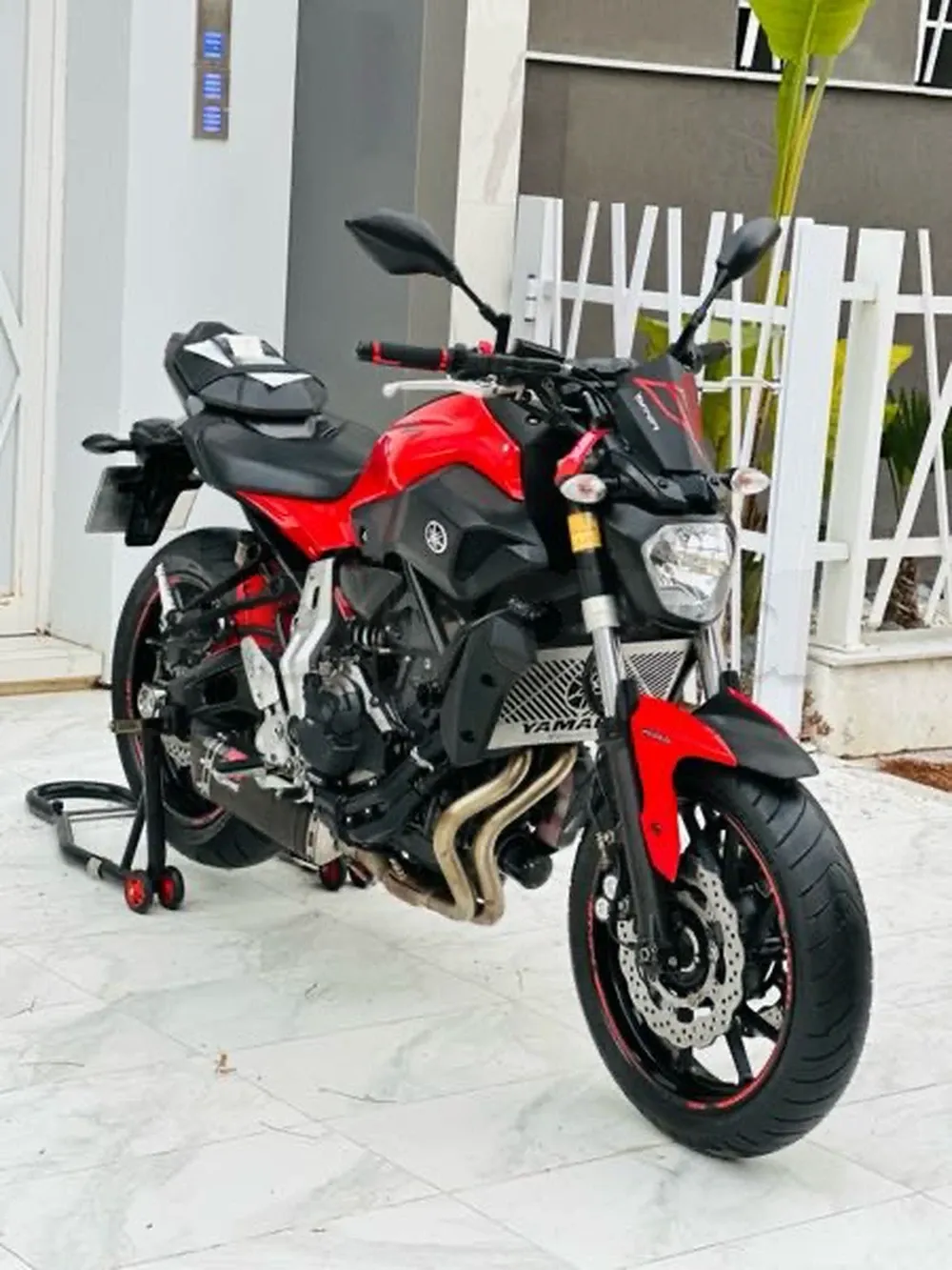 casque moto importé