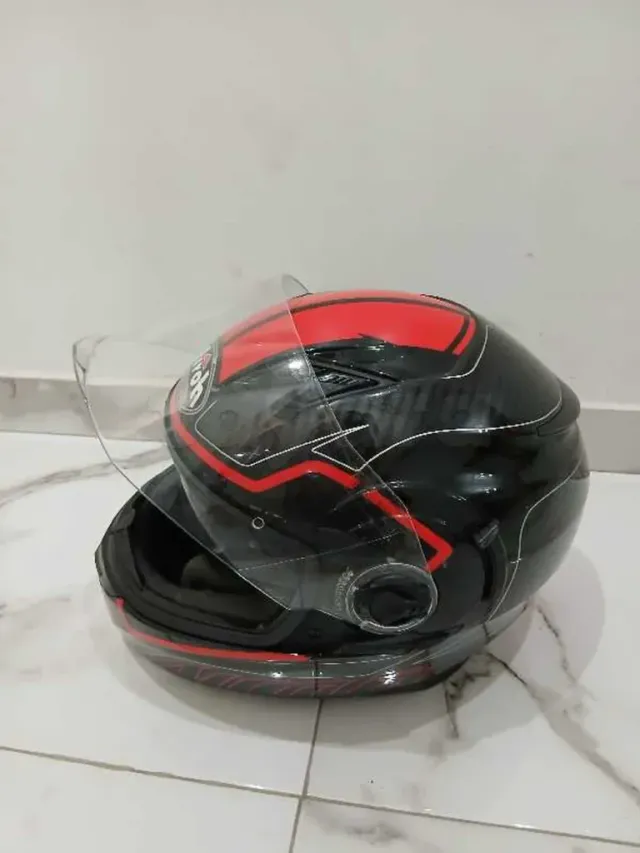 casque moto importé